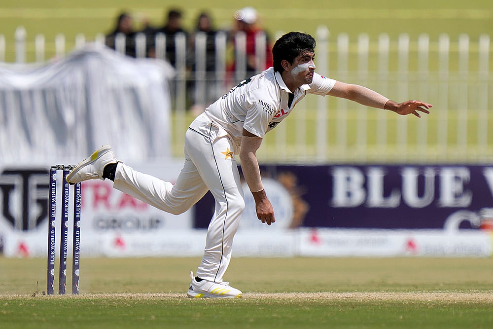 Pakistan vs Bangladesh 1st Test, 3rd Day: Pakistan's Naseem Shah bowls against Bangladesh - | Photo: AP/Anjum Naveed